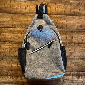 💥2/$20 Small Crossbody Shoulder Sling Bag - like new